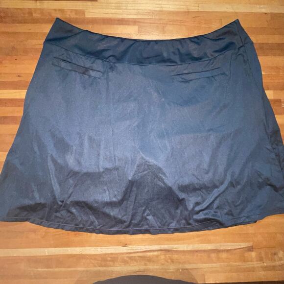 Tail Women's 18” Pull on Golf Skort, XL, Night(very dark navy) - Picture 6 of 9